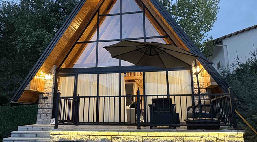 کلبه دوخوابه سوئیسی کاج