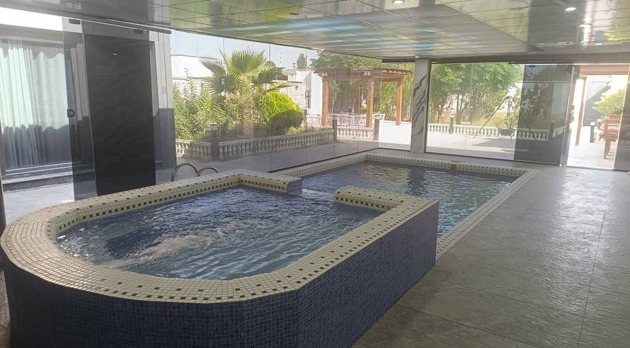 ویلا دوخوابه استخردار بلوط