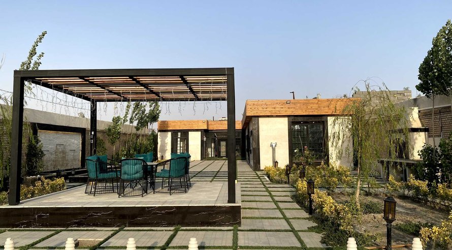 دوخوابه استخردار آبگرم باغ ونوس