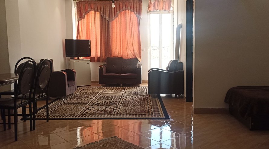 اجاره روزانه آپارتمان یک خوابه پرسپولیس واحد 2 سرعین