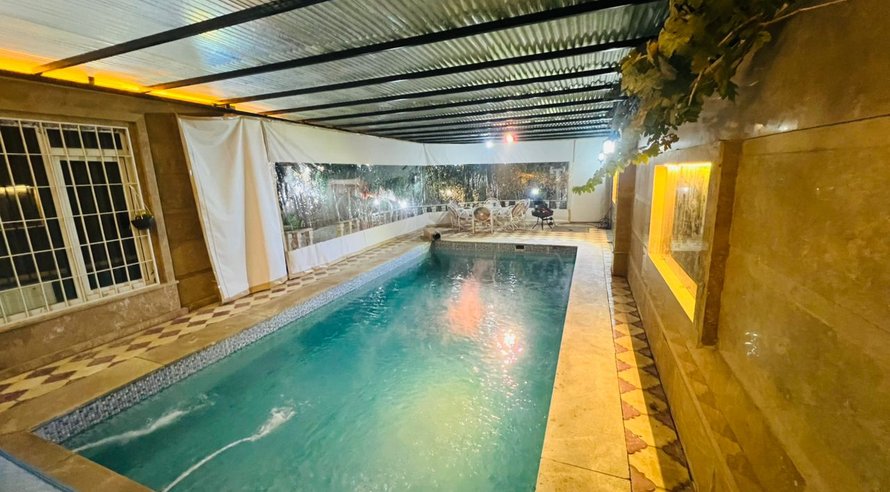 ویلا دوخوابه استخردار آبگرم باغ آراز