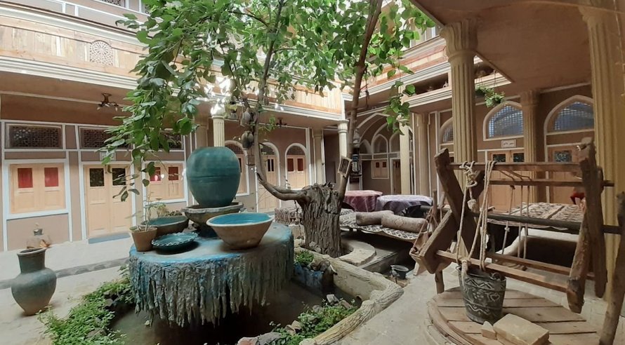 اقامتگاه سنتی مهر و ماه کرکس - واحد دوبلکس