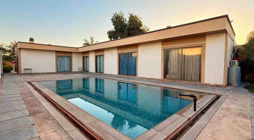 ویلا دوخوابه استخردار لونا ۱