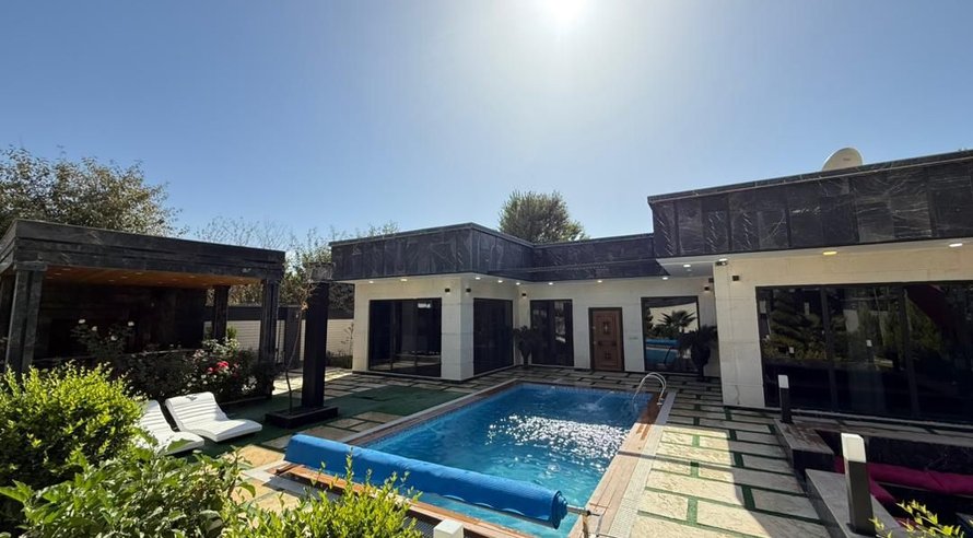 ویلا دوخوابه استخردار آبگرم نفس 2