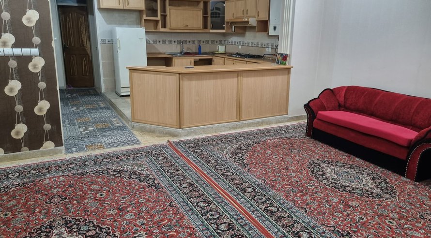 اجاره روزانه آپارتمان دوخوابه میدان قبله لار