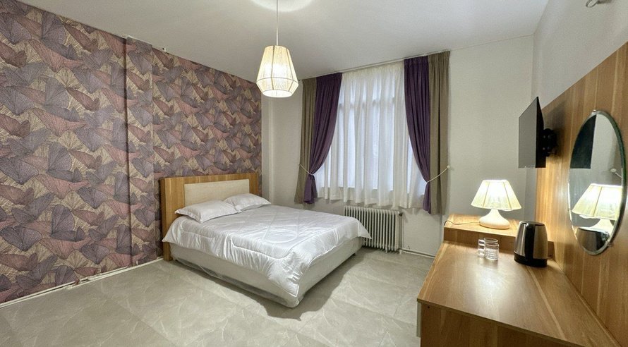 سوئیت فلت لاولی روم دوتخته فردوسی 202