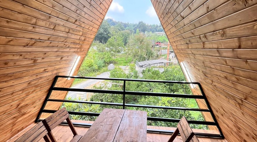 کلبه یک خوابه سوئیسی بهشت پدری واحد هما