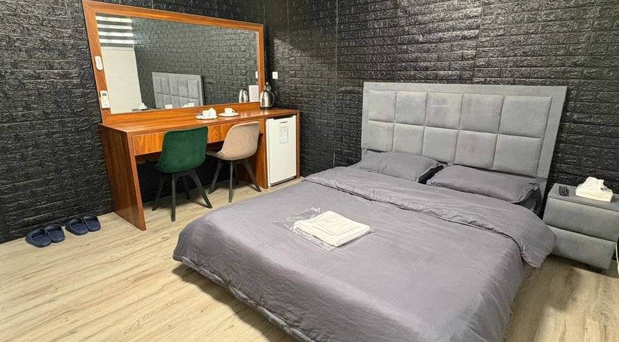 سوئیت فلت مرجان پیامبر اشرفی اصفهانی