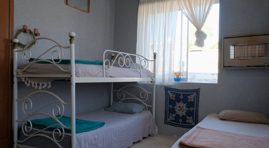 هاستل ما - واحد اشتراکی بانوان آبی