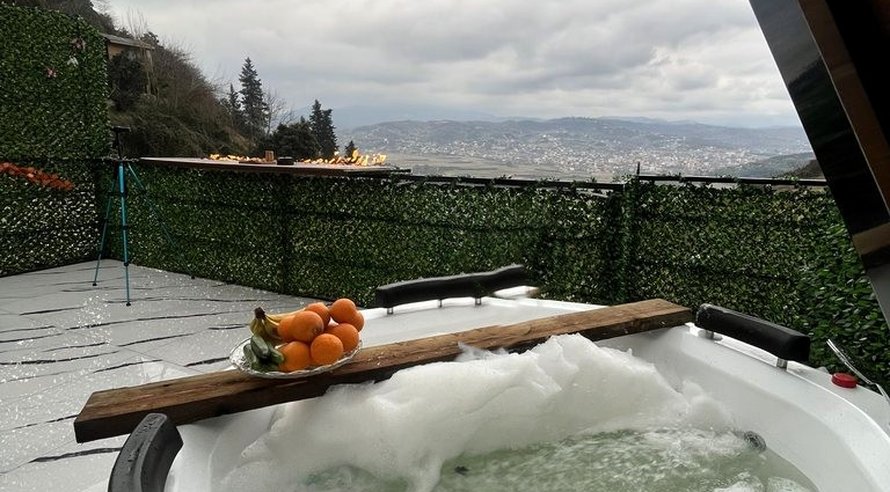 دوخوابه جکوزی دار کارادایی