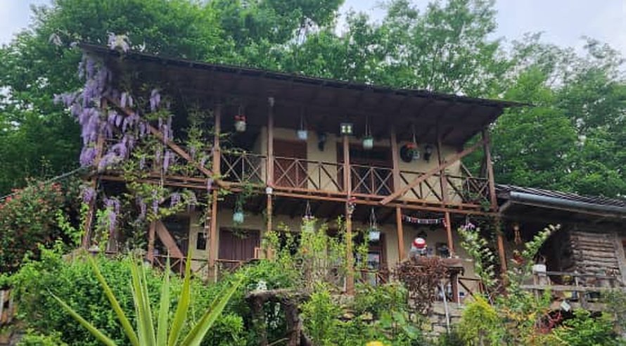 کلبه سه خوابه سنتی اربابی واستان