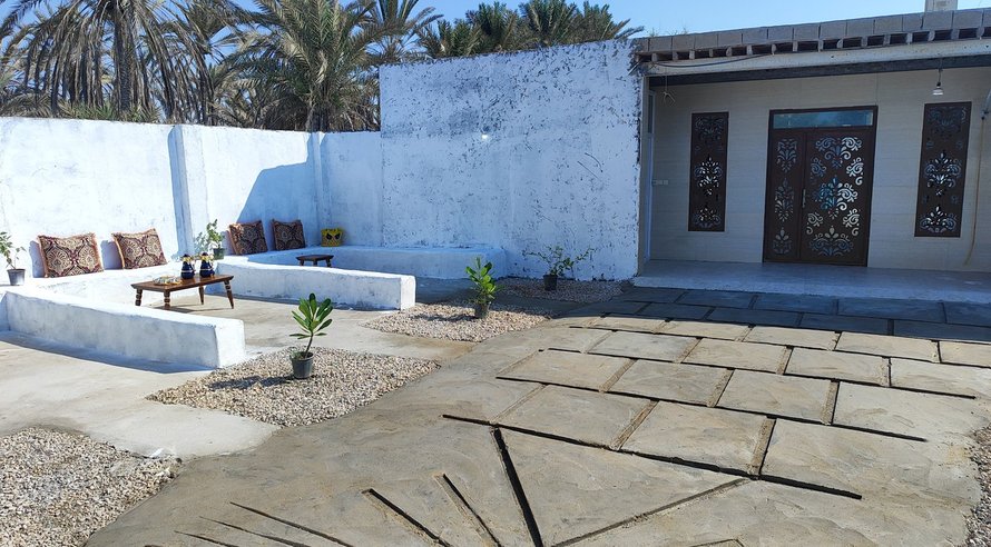 هاستل نخل و دریا - واحد 1