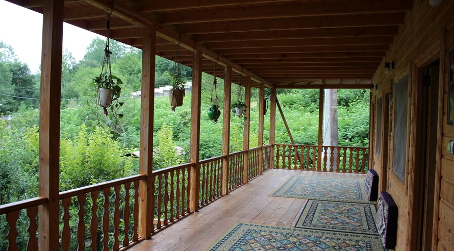 بوم گردی حاج بابا - واحد چوبی ۴