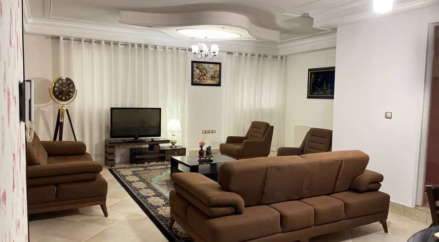 اجاره روزانه آپارتمان چهارخوابه پاسداران - واحد 1 شیراز
