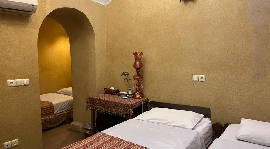 مجتمع اقامتگاهی جاده ابریشم - واحد ۷