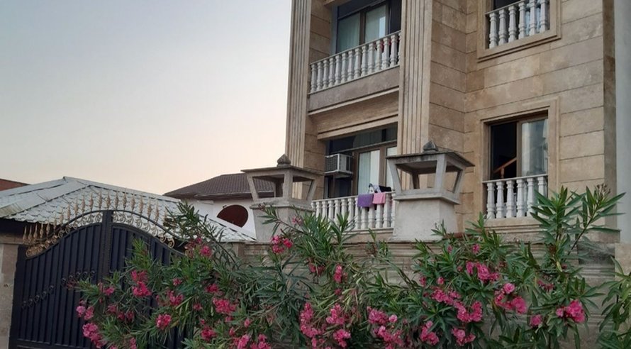 اجاره روزانه آپارتمان دوخوابه ساحلی غفاری ۱ عباس آباد