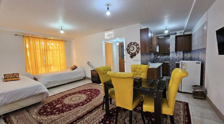 بوم گردی عمارت حاکم - واحد فرخنده