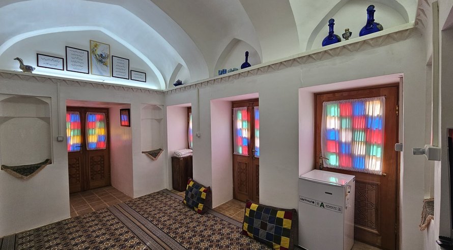 بوم گردی عمارت حاکم - واحد شاخه نبات