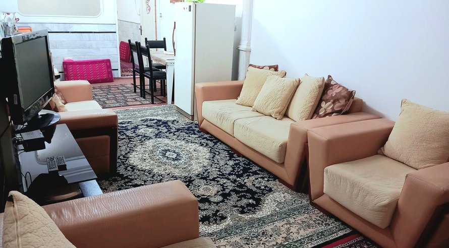 سوئیت یک خوابه هفتاد دو تن