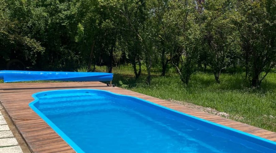 ویلا سه خوابه روستایی استخردار آبگرم دنج