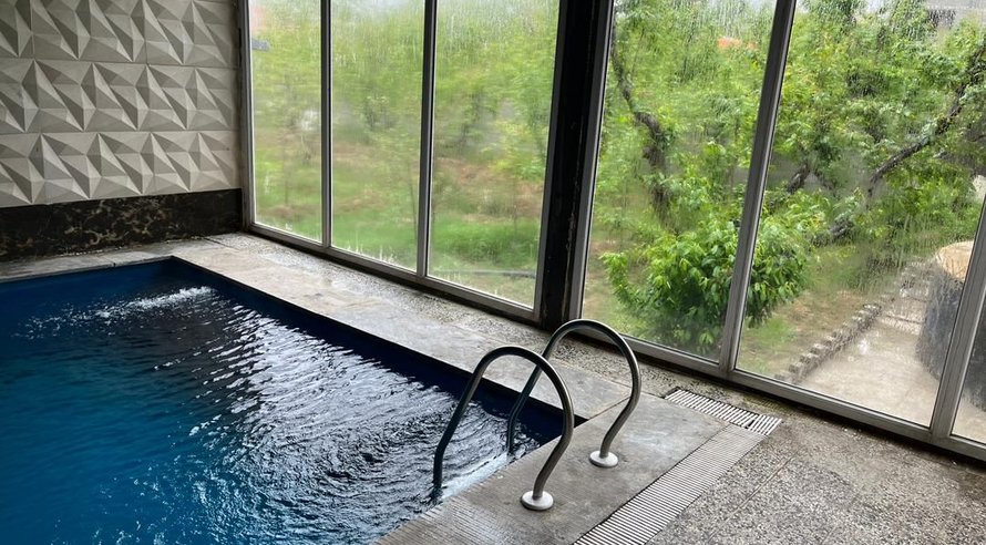 ویلا دوخوابه استخردار آبگرم هیما 1