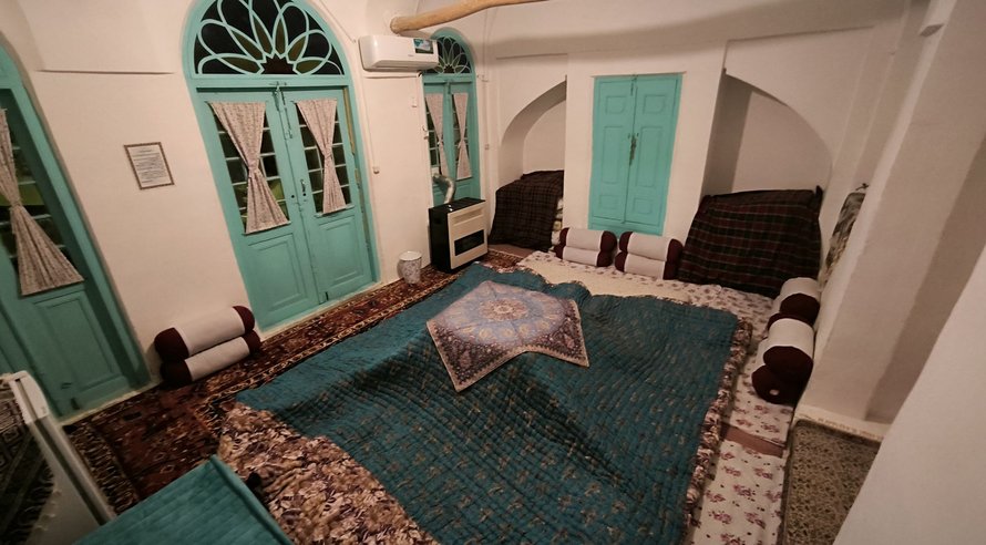اقامتگاه سنتی مهرکده - واحد شاه نشین