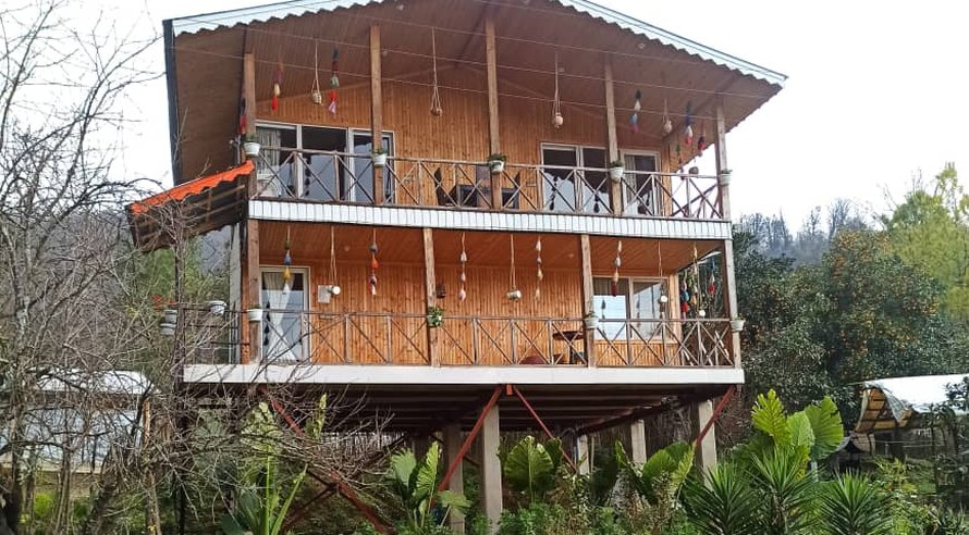 کلبه دوخوابه چوبی فرزین