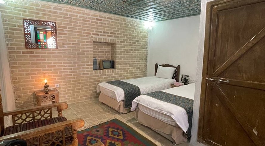 اجاره بوم گردی ددمان - اتاق دو تخته تویین طارم(طبقه همکف) زنجان