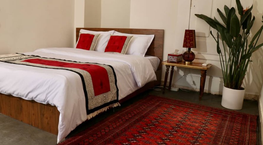 هاستل چیلا - واحد ایوان