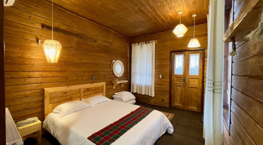 بوم گردی دلژین - واحد برکه