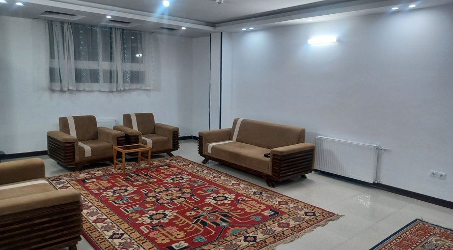 اجاره روزانه آپارتمان دوخوابه زرین کوب واحد ۲ اصفهان