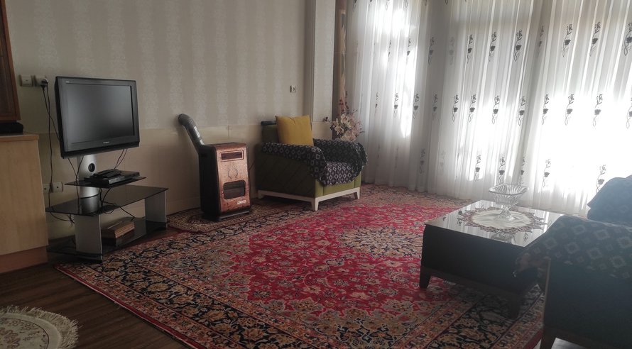 اجاره روزانه آپارتمان یک خوابه شفیعی 45 اصفهان