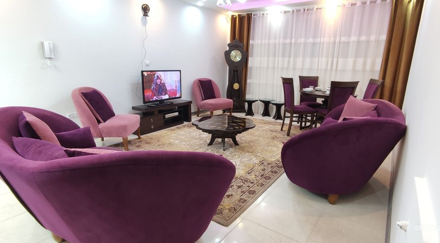 آپارتمان دوخوابه مهرگان صدرا