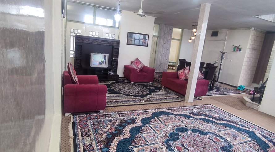 اجاره روزانه آپارتمان سه خوابه هلالی اصفهان