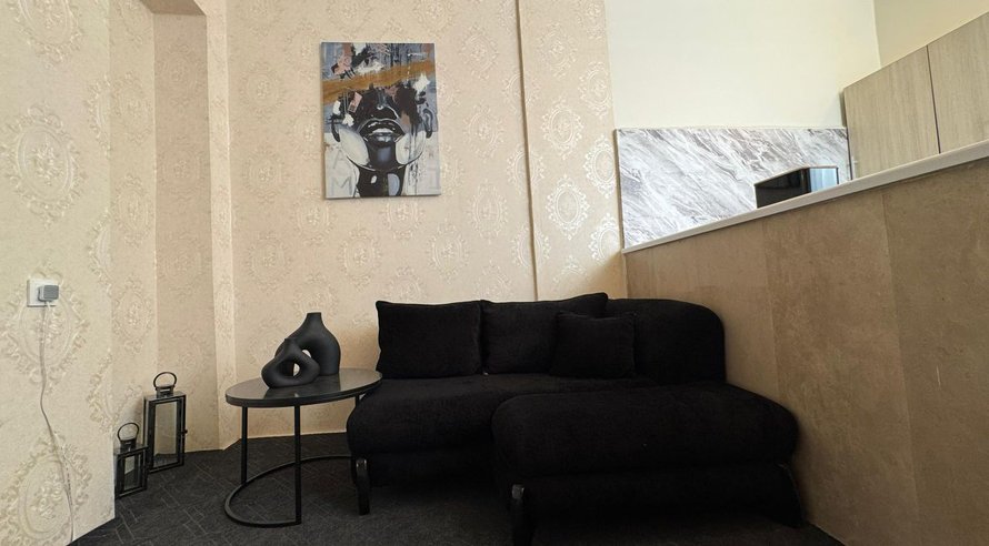 سوئیت فلت هفت چنار 2 بریانک