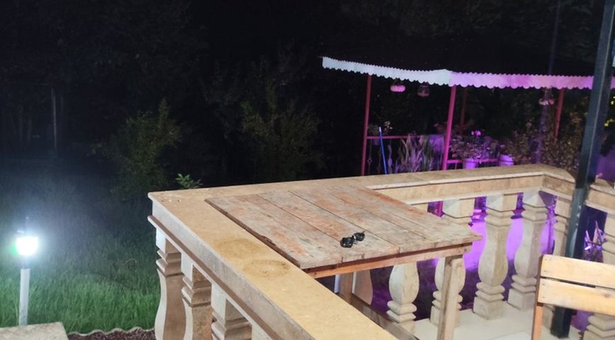 ویلا یک خوابه جنگلی نمناک