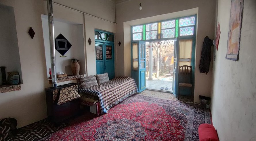 بوم گردی سرای کربلایی فریدون - واحد دلنشین ۲