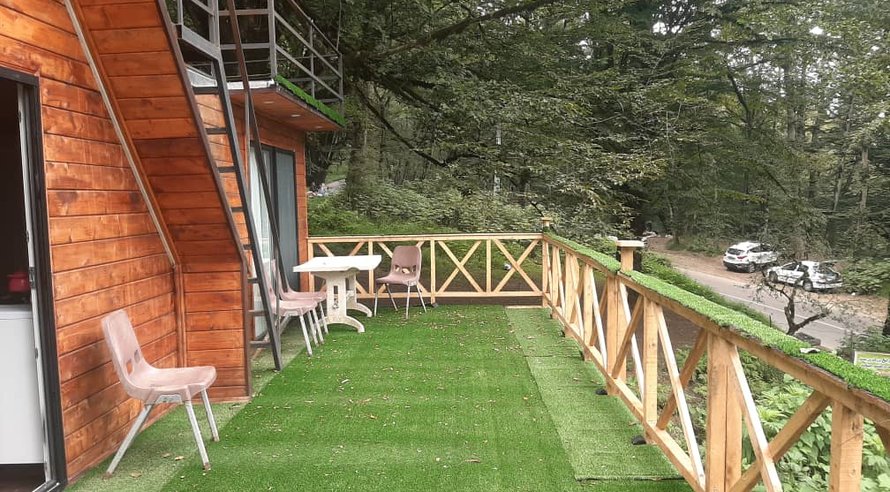 کلبه یک خوابه جنگلی قزل پارک