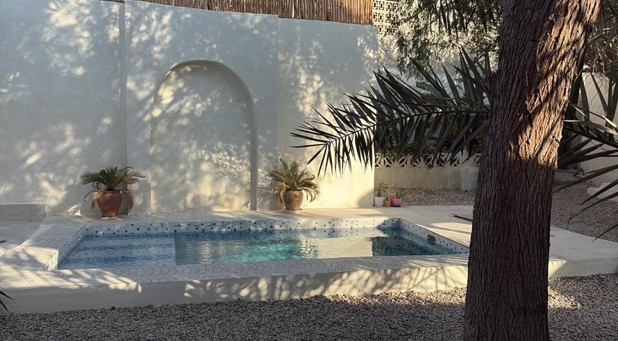 ویلا سه خوابه استخردار مغاکو