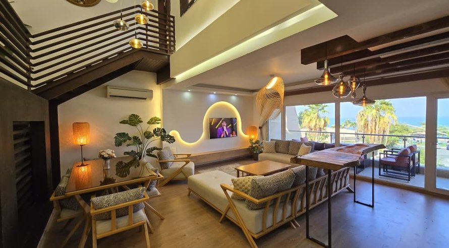 ویلا سه خوابه ساحلي تیفانی