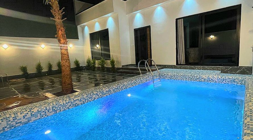 دوخوابه استخردار آبگرم صدف سفید
