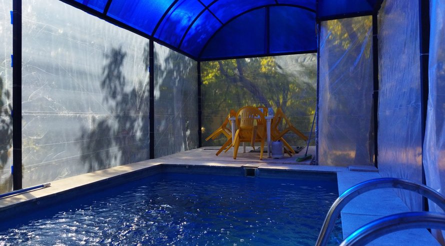 ویلا یک خوابه استخردار آبگرم سورنا