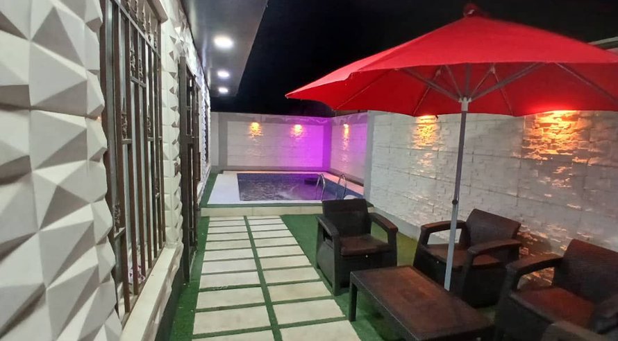 اجاره ویلا یک خوابه استخردار آبگرم ستاره شب کردان