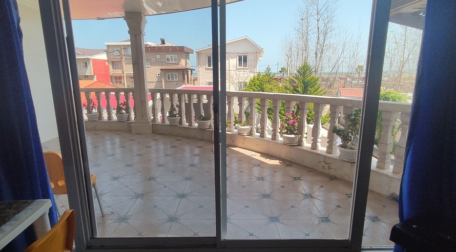 اجاره روزانه آپارتمان دو خوابه ساحلی قلی نژاد واحد 3 چمخاله