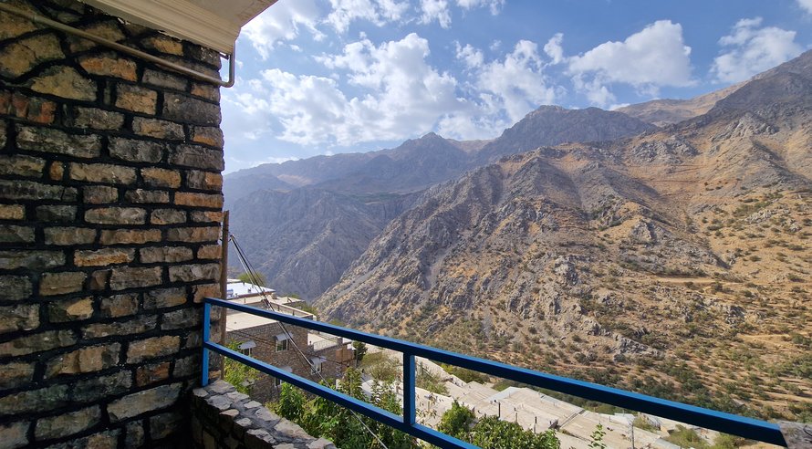 سوئیت دوخوابه بهرامی واحد 8