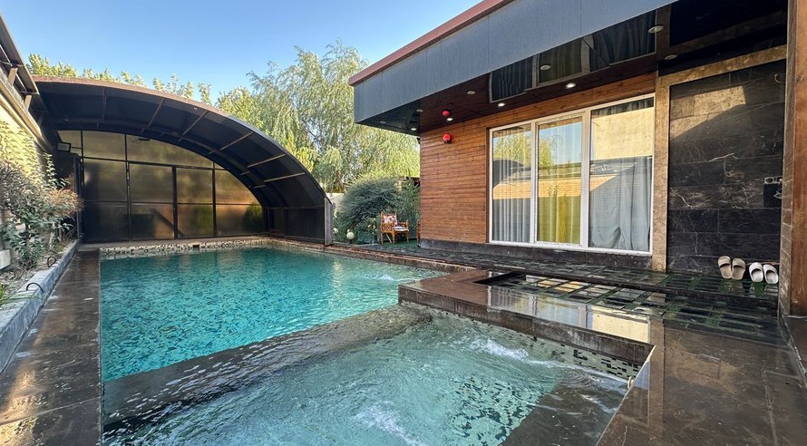 ویلا دوخوابه استخردار آبگرم روناک