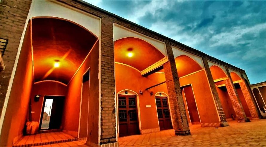 بوم گردی غزال ابوزیدآباد - واحد 5