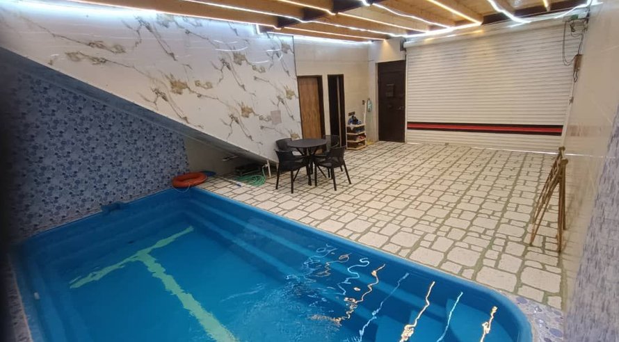 کلبه دوخوابه سوئیسی استخردار آبگرم جواهر