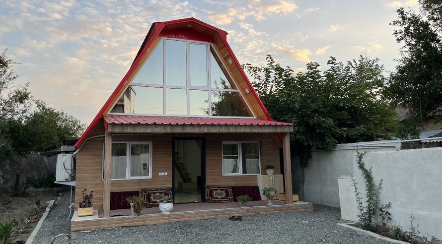 کلبه دوخوابه سوئیسی پالم 1