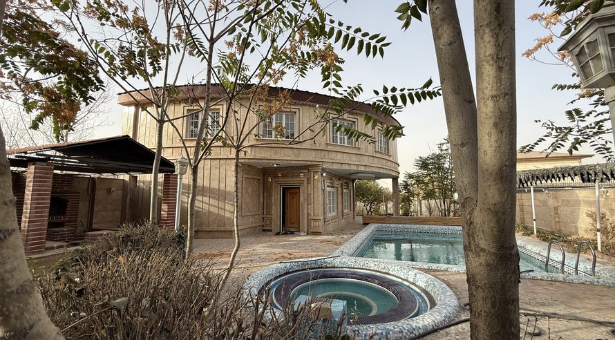 ویلا دوخوابه دوبلکس استخردار آرش